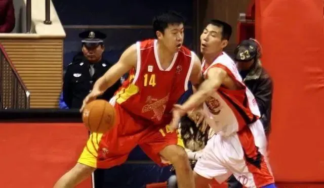 如何设计适合青少年的篮球对抗训练计划_0